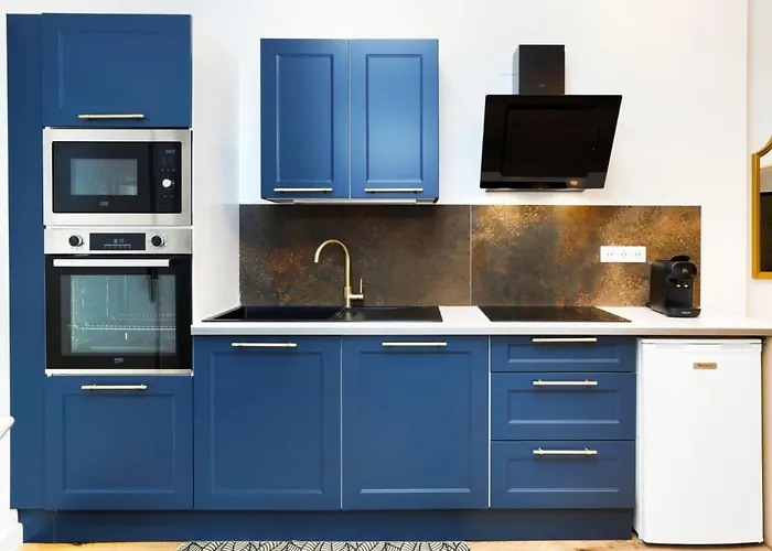 Le Palais D'alienor - Parking Gratuit Carcassonne